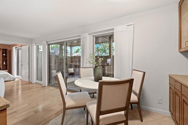 2323 Eastridge Avenue 512, Menlo Park, CA 94025