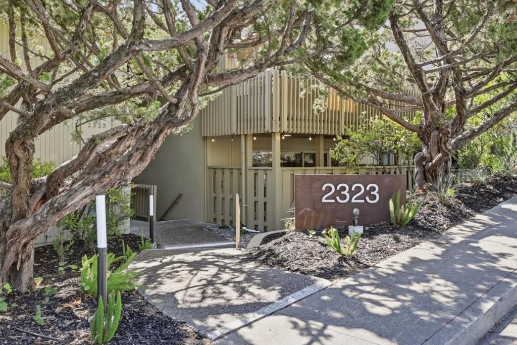 2323 Eastridge Avenue 512, Menlo Park, CA 94025
