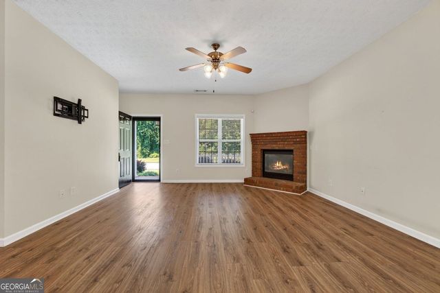 200 Emily Park, Fayetteville, GA 30215
