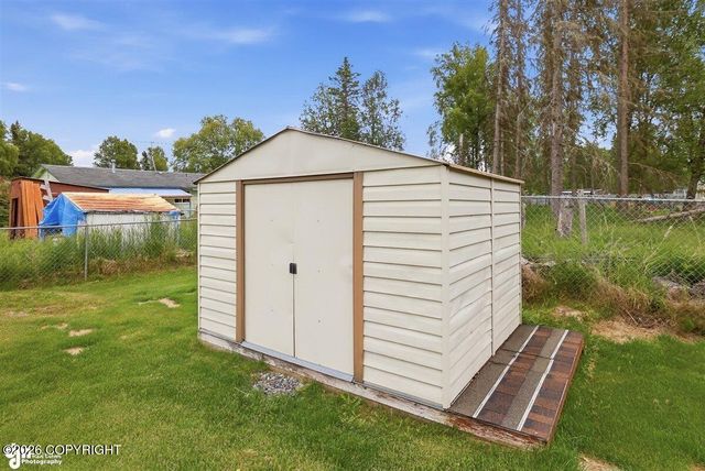1111 Redoubt Avenue, Kenai, AK 99611