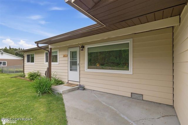 1111 Redoubt Avenue, Kenai, AK 99611