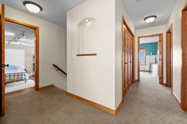 15692 Enfield Avenue N, Hugo, MN 55038