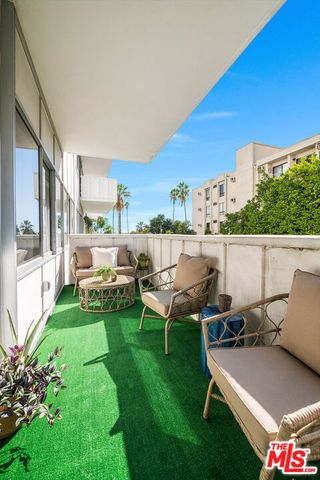 7135 Hollywood Boulevard 305, Los Angeles, CA 90046