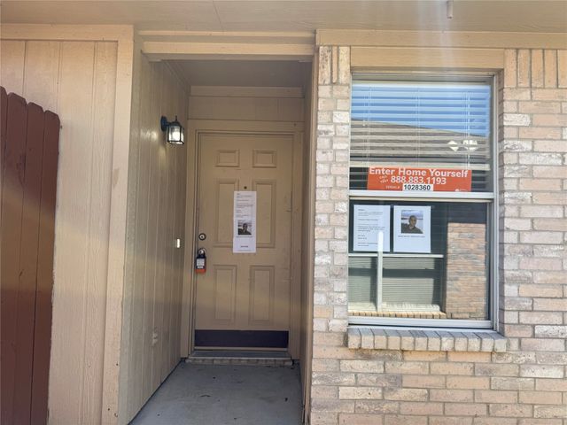 10239 Blackjack Oaks Drive, Dallas, TX 75227