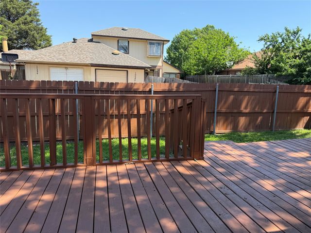 10239 Blackjack Oaks Drive, Dallas, TX 75227