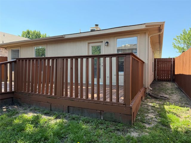 10239 Blackjack Oaks Drive, Dallas, TX 75227