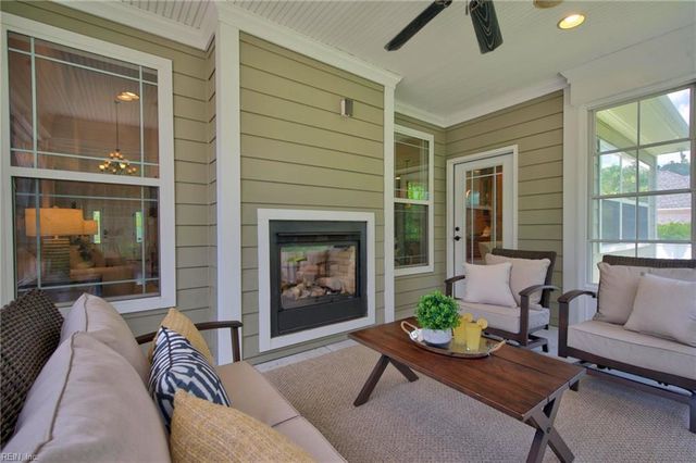 2216 Rio Rancho DR, Virginia Beach, VA 23456