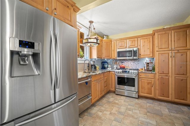 1035 E ROBSON STREET, Tampa, FL 33604