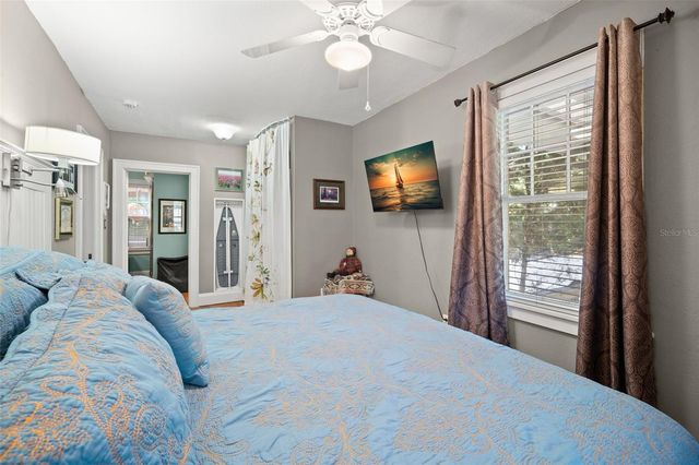 1035 E ROBSON STREET, Tampa, FL 33604