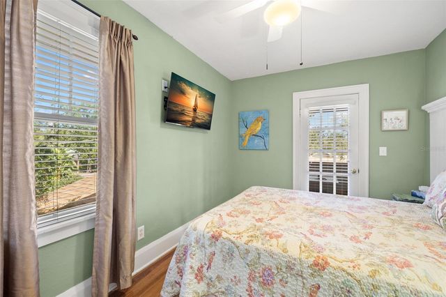 1035 E ROBSON STREET, Tampa, FL 33604