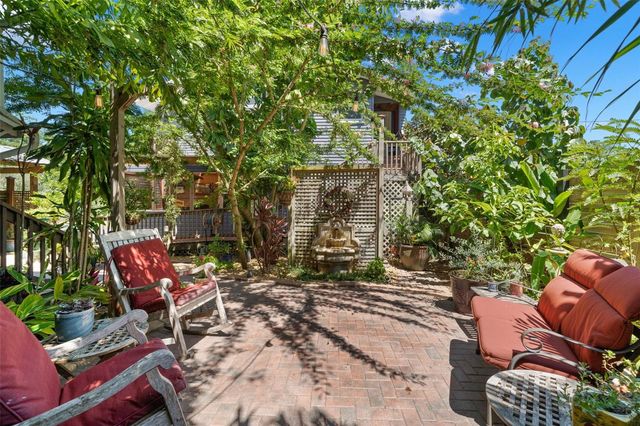 1035 E ROBSON STREET, Tampa, FL 33604