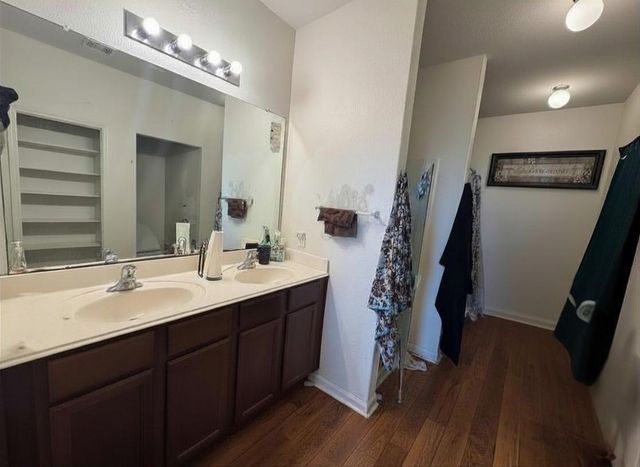 1835 Garnet Breeze Drive, Rosharon, TX 77583