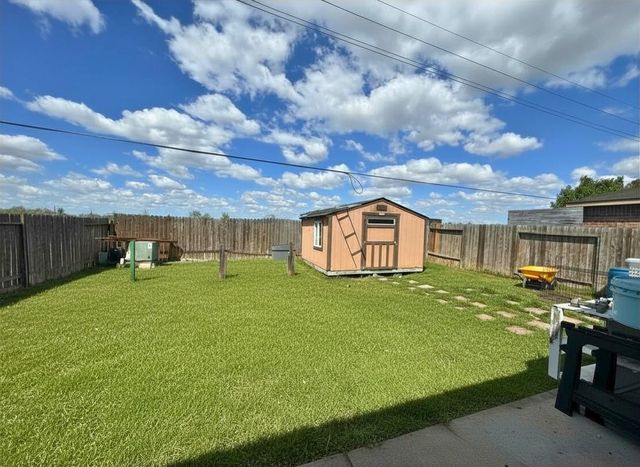 1835 Garnet Breeze Drive, Rosharon, TX 77583