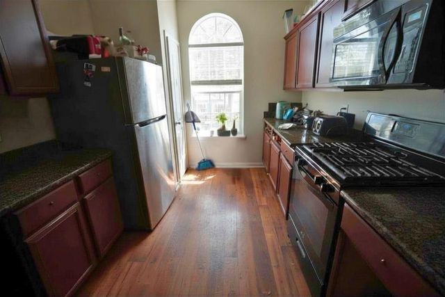 1835 Garnet Breeze Drive, Rosharon, TX 77583