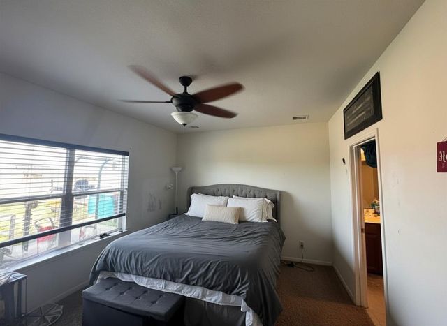 1835 Garnet Breeze Drive, Rosharon, TX 77583