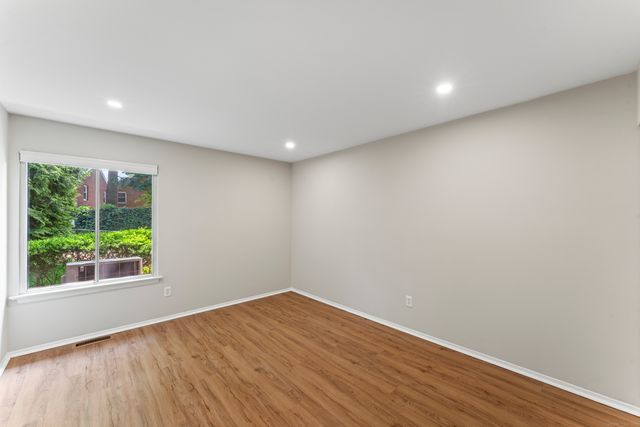 245 Hamilton Avenue 1, Stamford, CT 06902