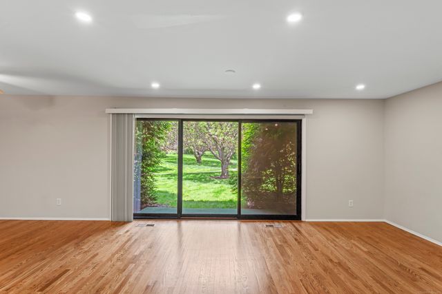 245 Hamilton Avenue 1, Stamford, CT 06902