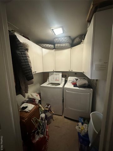 15 Maple Street, West Babylon, NY 11704