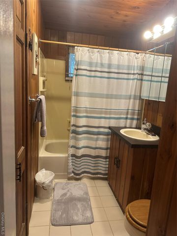 15 Maple Street, West Babylon, NY 11704