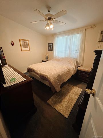 15 Maple Street, West Babylon, NY 11704