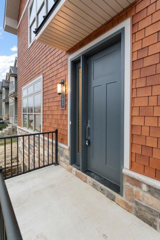 65 Sanctuary Drive, Valparaiso, IN 46385