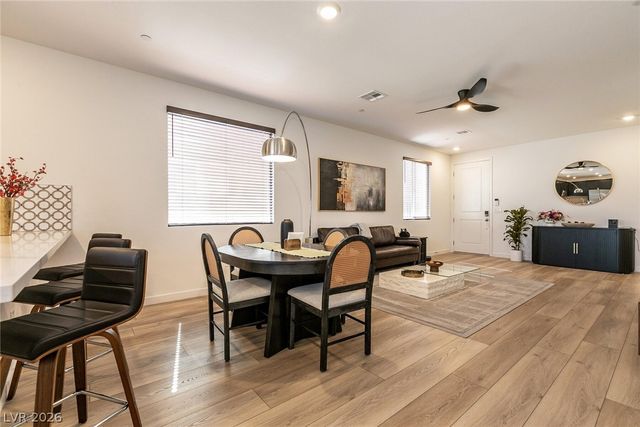 9764 Douglas Fir Street, Las Vegas, NV 89143