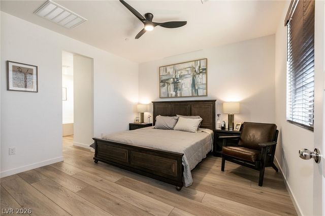 9764 Douglas Fir Street, Las Vegas, NV 89143