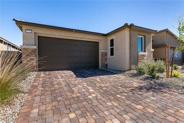 9764 Douglas Fir Street, Las Vegas, NV 89143