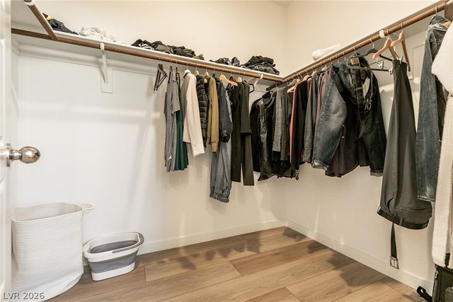 9764 Douglas Fir Street, Las Vegas, NV 89143