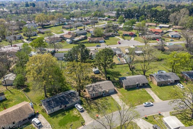 1009 N Street, Barling, AR 72923