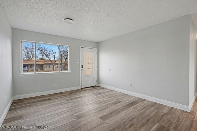 1009 N Street, Barling, AR 72923