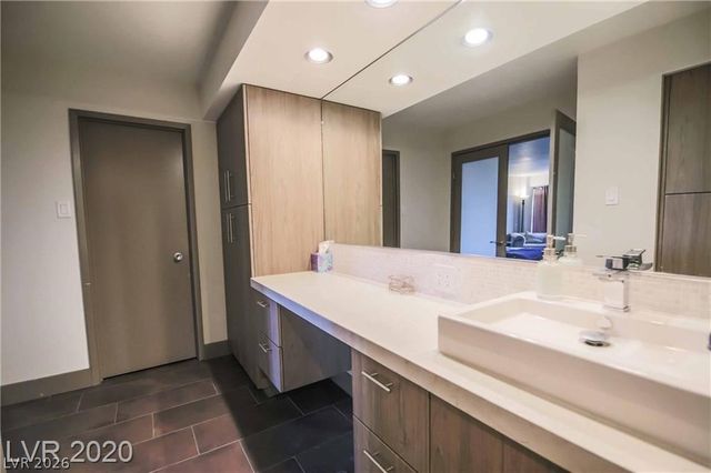 3111 Bel Air Drive 4B, Las Vegas, NV 89109