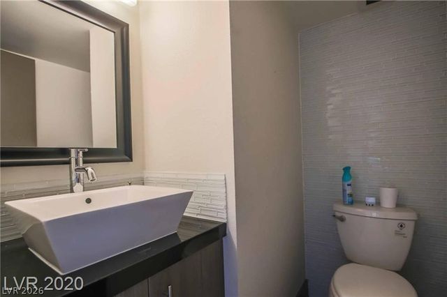 3111 Bel Air Drive 4B, Las Vegas, NV 89109