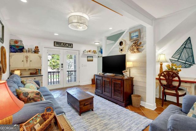 1102 Lovell Avenue, Tybee Island, GA 31328