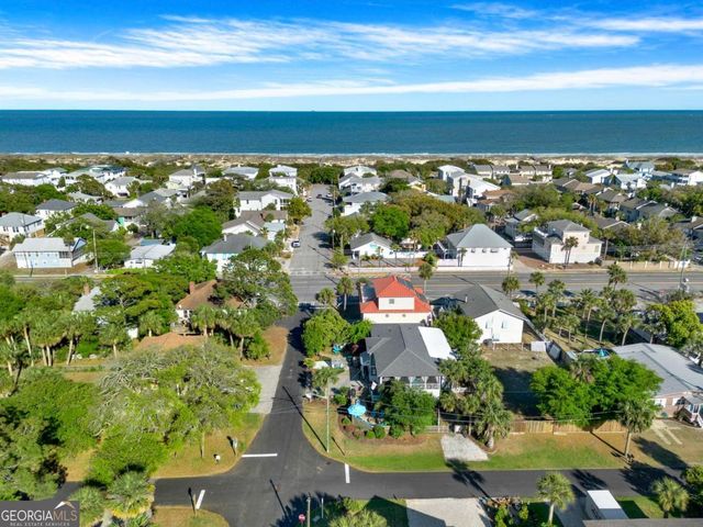1102 Lovell Avenue, Tybee Island, GA 31328