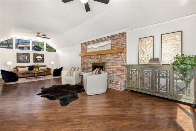 627 N Rockcliff Road, Fayetteville, AR 72701