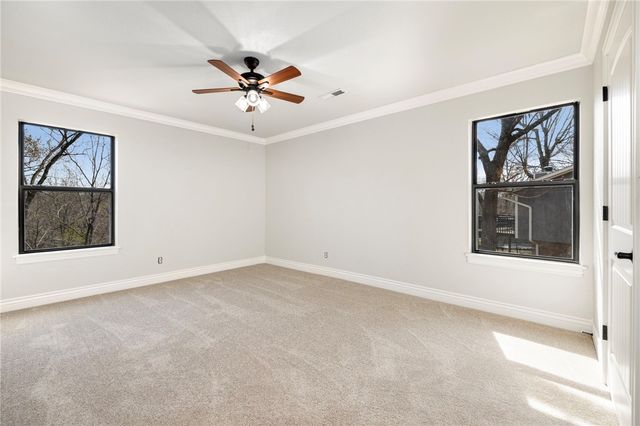 627 N Rockcliff Road, Fayetteville, AR 72701