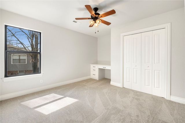 627 N Rockcliff Road, Fayetteville, AR 72701