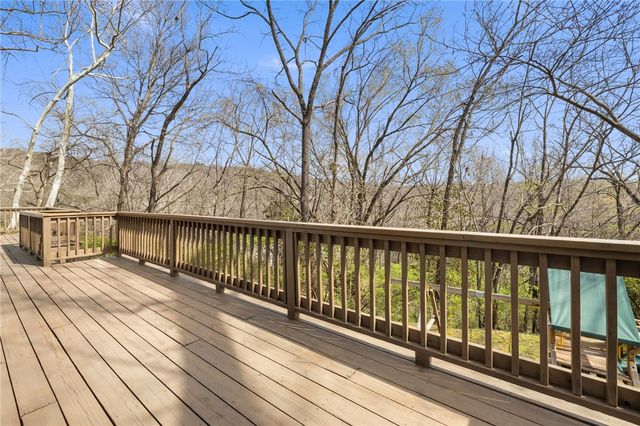 627 N Rockcliff Road, Fayetteville, AR 72701