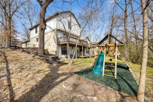 627 N Rockcliff Road, Fayetteville, AR 72701