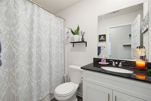 304 NW 67th Avenue, Bentonville, AR 72713
