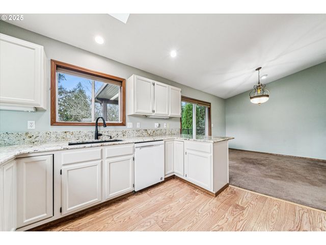 23465 S CENTRAL POINT Rd, Canby, OR 97013