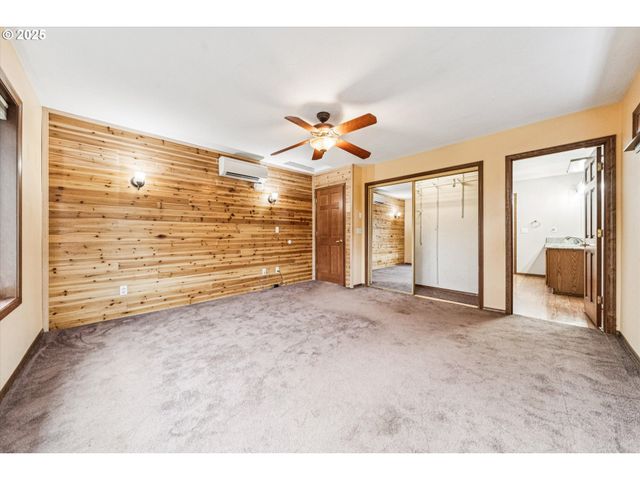 23465 S CENTRAL POINT Rd, Canby, OR 97013