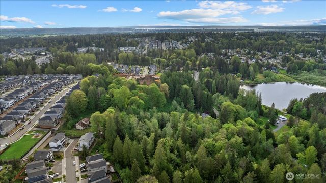 10928 S Lake Stevens Road, Lake Stevens, WA 98258
