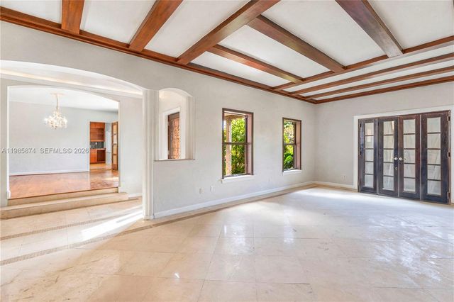 3310 Garden Avenue, Miami Beach, FL 33140