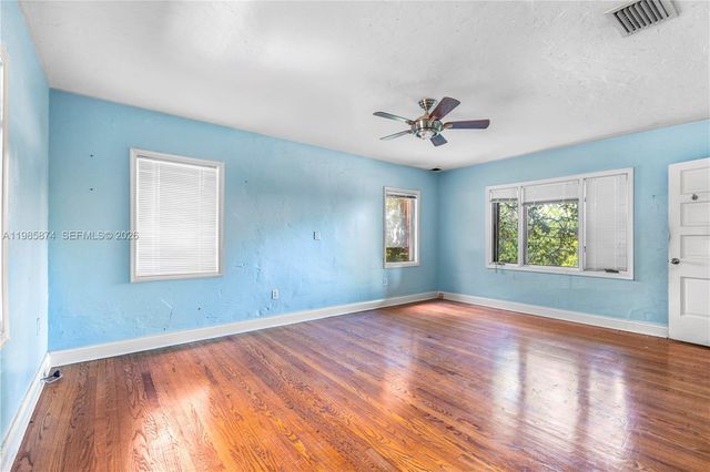 3310 Garden Avenue, Miami Beach, FL 33140