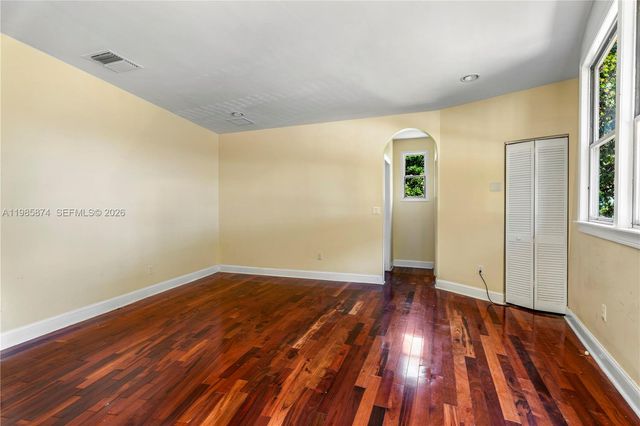 3310 Garden Avenue, Miami Beach, FL 33140