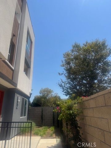 1812 E 1st Street 280, Santa Ana, CA 92705