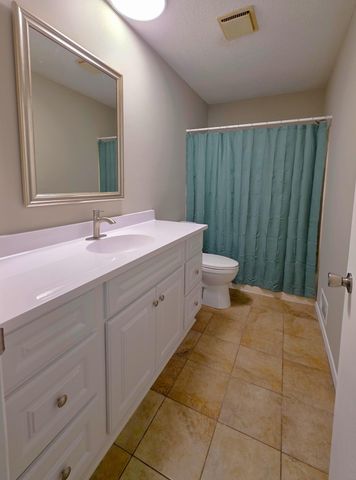 4710 Lenore Lane, Eagan, MN 55122