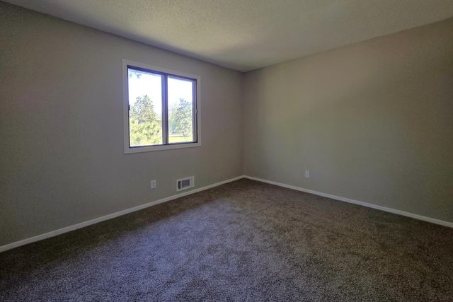 4710 Lenore Lane, Eagan, MN 55122